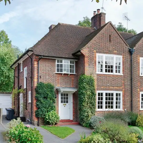 Scenarios 2 Image of UK family home - faulkners scenarios Borehamwood