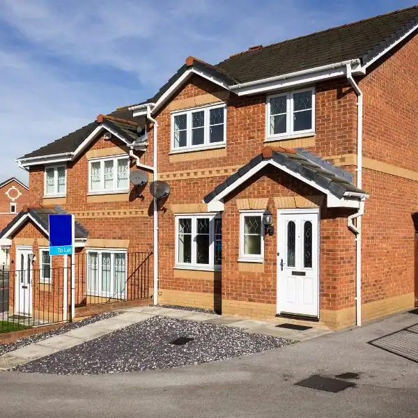 Scenarios 4 Image of UK home - Faulkners scenarios Borehamwood